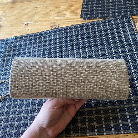 Mod by Design clutch/crossbody - Picture 3 of 6